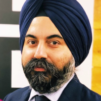 Gurvinder Sahni headshot